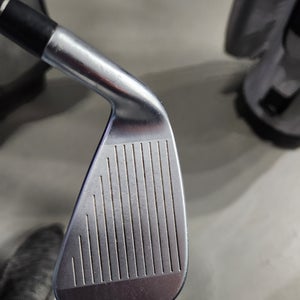 Men's 2021 Callaway Right Handed Iron Set (7 Clubs) #5 - #9, PW, GW Steel Shaft (Used)