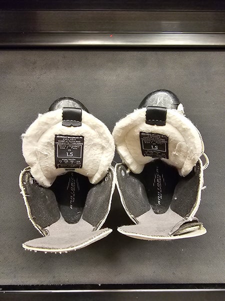 Reebok White k Hockey Skates Regular Width Size 1.5 (Used)