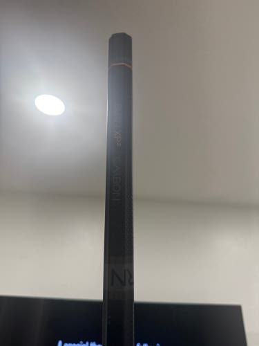 Adult Warrior BURN XP2 Carbon Shaft like new