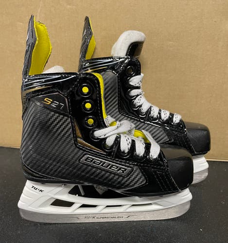 Bauer Supreme S27 Hockey Skates Size Y12D