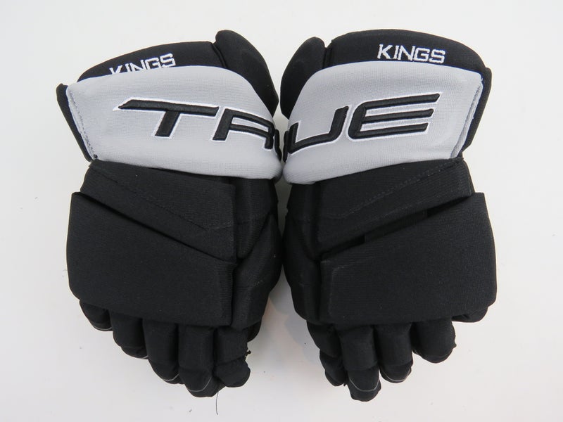 New TRUE NHL Pro Stock Los Angeles Kings Hockey Gloves Senior Size 13.5" Black