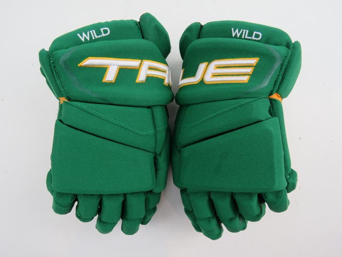New TRUE NHL Pro Stock Minnesota Wild Retro Hockey Gloves Senior Size 13" North Stars