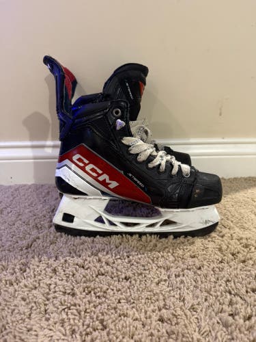 2023 CCM JetSpeed Vibe Hockey Skates Regular Width Size 5.5 (Used)