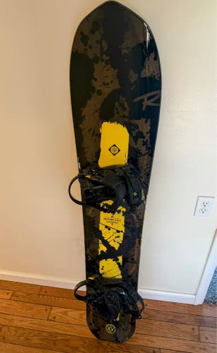 Rossignol Sashimi Snowboard 156 cm with Cobra bindings (New)