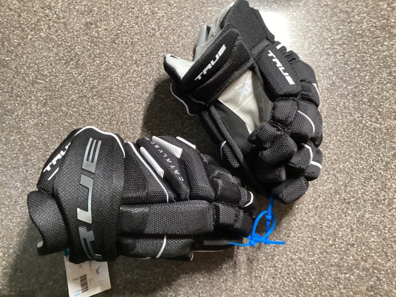 New True Catalyst 7X Gloves 12”