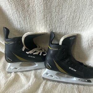 CCM 1052 Hockey Skates Regular Width 13 (Used)