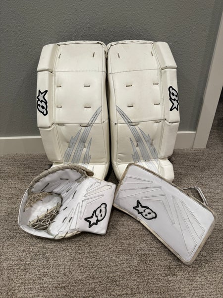 Brian's 23 +1 Regular Netzero Goalie Full Set