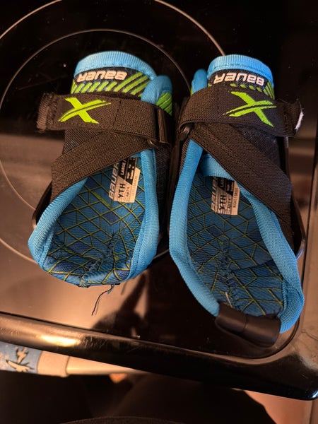 Youth Large Bauer Elbow Pads (Used)