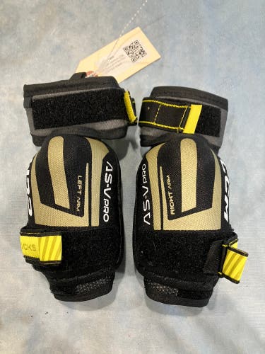 Youth Medium CCM Tacks AS-V Pro Elbow Pads (Used)