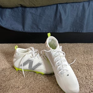 White Men's Size M 11.5 (W 12.5) Adult Low Top Molded Cleats (New) new balance