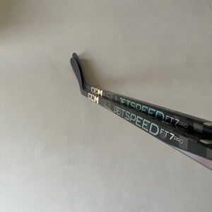 *2 Pack* of New 95 Flex P28M Senior CCM Jetspeed FT7 Pro Right Hand Pro Stock Hockey Sticks