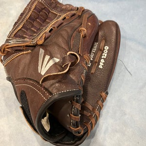 Brown Easton Prowess RH Softball Glove 12" (Used)
