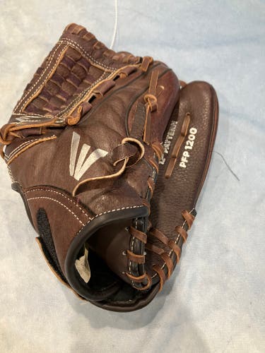 Brown Easton Prowess RH Softball Glove 12" (Used)