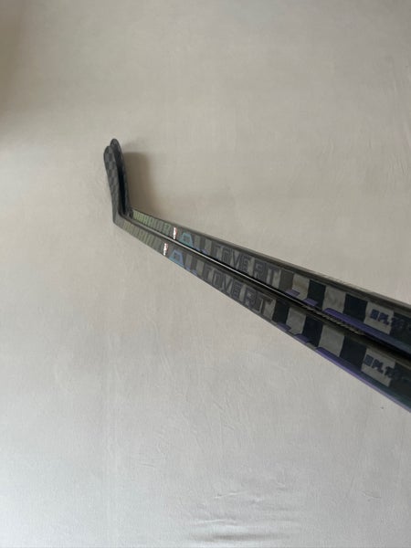 *2 Pack* of Used 85 Flex W03 Senior Warrior Covert QR6 pro Right Handed Hockey Sticks Pro Stock