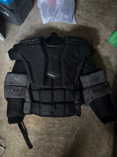 Large Bauer Elite Goalie Chest Protector (Used)