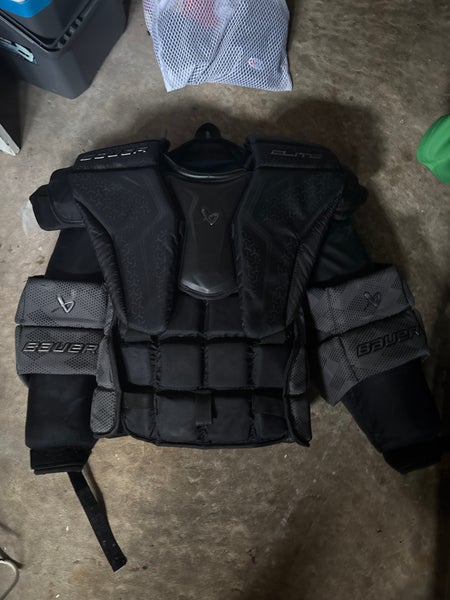 Large Bauer Elite Goalie Chest Protector (Used)