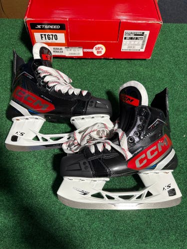 Senior CCM JetSpeed FT670 Hockey Skates (Regular) Size 7.5 (New)