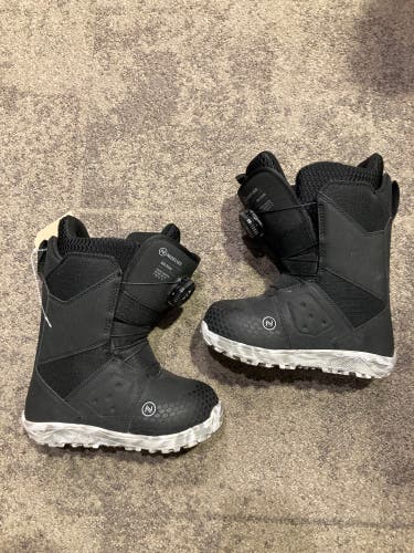 Nidecker Micron Boa Snowboard Boots | Size 2
