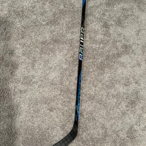 Senior Bauer Nexus Sync Right Handed Hockey Stick P88 87 Flex (Used)