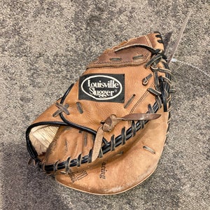 32" Louisville Slugger L212 RH Catcher's Baseball Glove