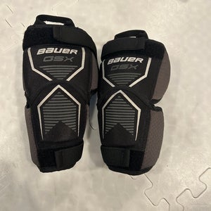 Bauer GSX  goalie knee guards- Size Youth