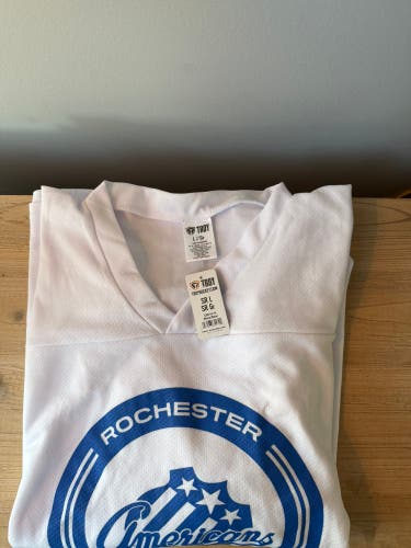 White Large Adult Unisex Jr. Amerks Jersey (New)