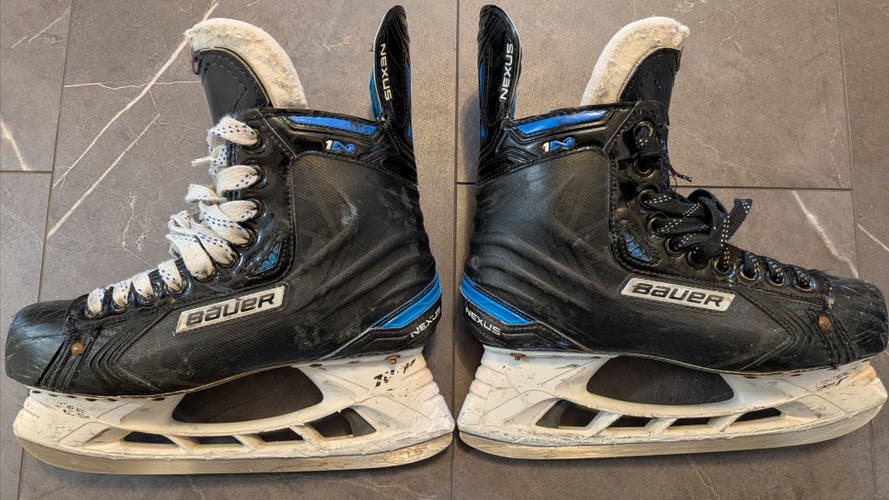Bauer Nexus 1N Hockey Skates Regular Width Pro Stock 7.5 (Used)