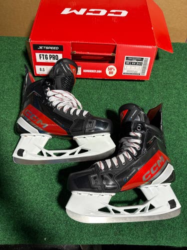 Senior CCM JetSpeed FT6 Pro Hockey Skates (Regular) Size 8.5 (New)