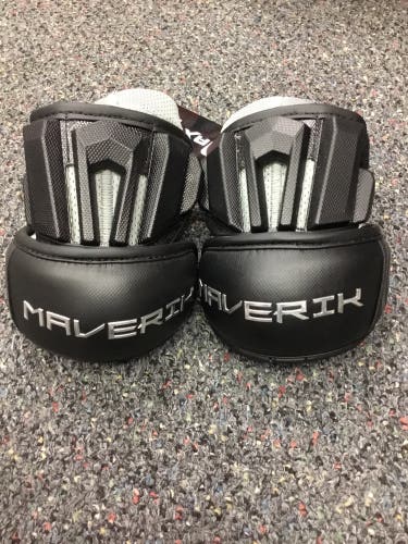 Medium Adult Maverik Max Elbow Pads (New)