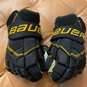 New Bauer Supreme 2S Pro Gloves 14" Pro Stock Colorado University