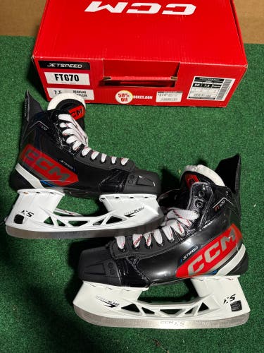 Senior CCM JetSpeed FT670 Hockey Skates (Regular) Size 7.5 (New)