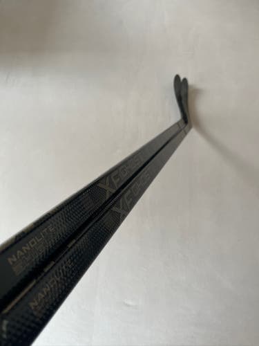 *2 Pack* of Like New 70 Flex P28 Senior CCM XF Ghost Left Hand Hockey Sticks Pro Stock