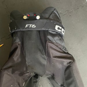 Men's Senior Small CCM Hockey Pants (Used)