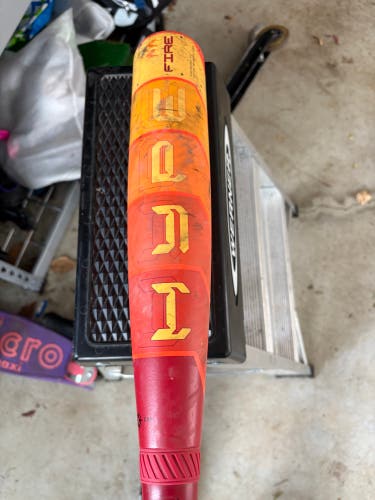 2025 Easton Hype Fire Composite USSSA Certified Bat (-10) 17 oz 27" (Used)
