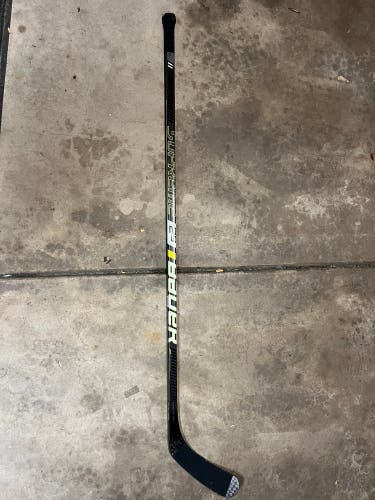 Senior Bauer Supreme 2S Pro Left Hand Hockey Stick P92 77 Flex (Used)