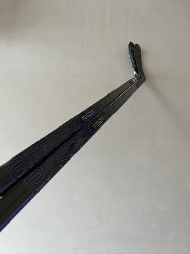 *2 Pack* of Used 75 Flex P92 Senior CCM Ribcor Trigger 7 Pro Left Handed Hockey Sticks Pro Stock