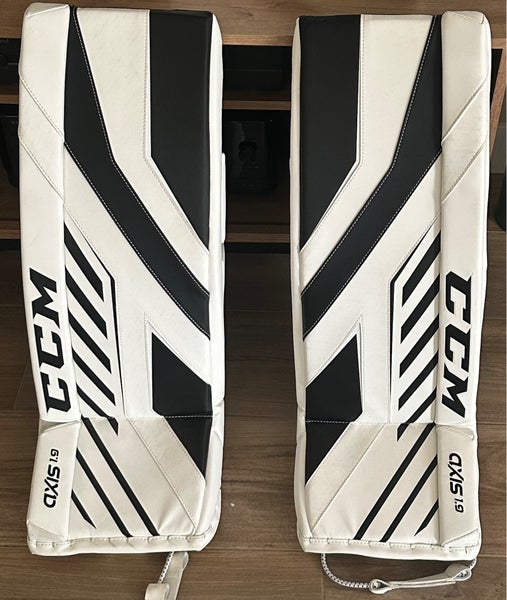 30" CCM Axis 1.9 Goalie Leg Pads (New)