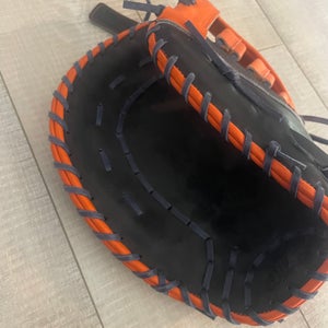 Wilson LH First Base A2000 Baseball Glove 12" (New)  MC 24 GM