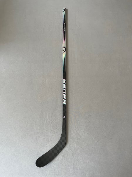 Like New 77 Flex P28 Senior Bauer Proto 2 Right Handed Pro Stock Hockey Stick