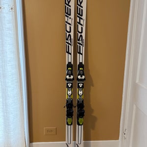 Fischer RC4 World Cup GS 183 cm Skis With Bindings Max Din 17 (Used)
