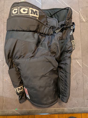 Men's Senior Large CCM Hockey Pants (Used)