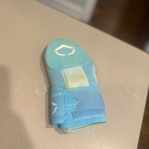 Blue Junior EvoShield Sliding Mitt (Used)