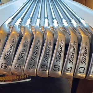 Titleist DCI Gold Right Handed Iron Set Regular Flex 9 Pieces Graphite Shaft (Used)