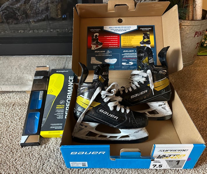 2020 Bauer Supreme UltraSonic Hockey Skates 7.5 (Used)