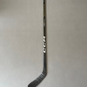 Used 55 Flex P28 Intermediate CCM Tacks AS-V Pro Right Hand Hockey Stick