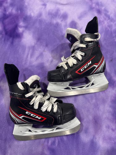 Youth CCM JetSpeed FT340 Hockey Skates Regular Width 10 (Used)