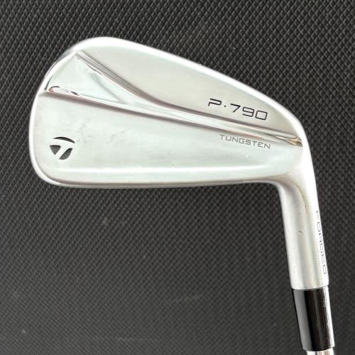TAYLORMADE P790 2021 4 IRON