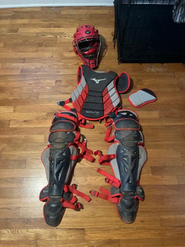 Mizuno Samurai Catcher's Set (Used)