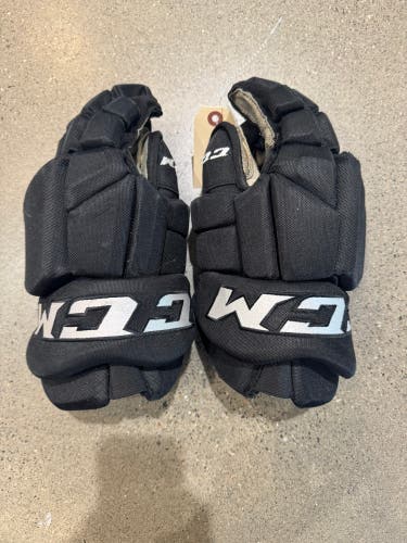 Senior CCM HGTKPP Gloves 14" Pro Stock (Used)