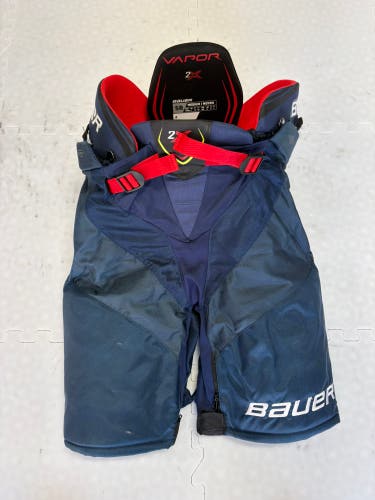 Senior Medium Bauer VAPOR 2X Hockey Pants (Used) and Bauer Black Shells